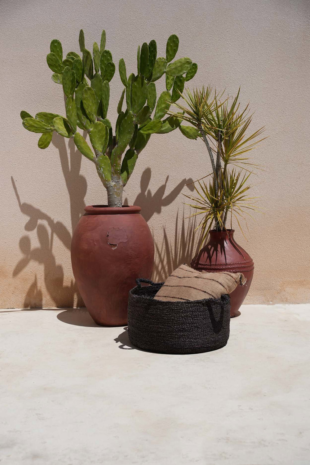 les-quatre-mains-baskets-black-l