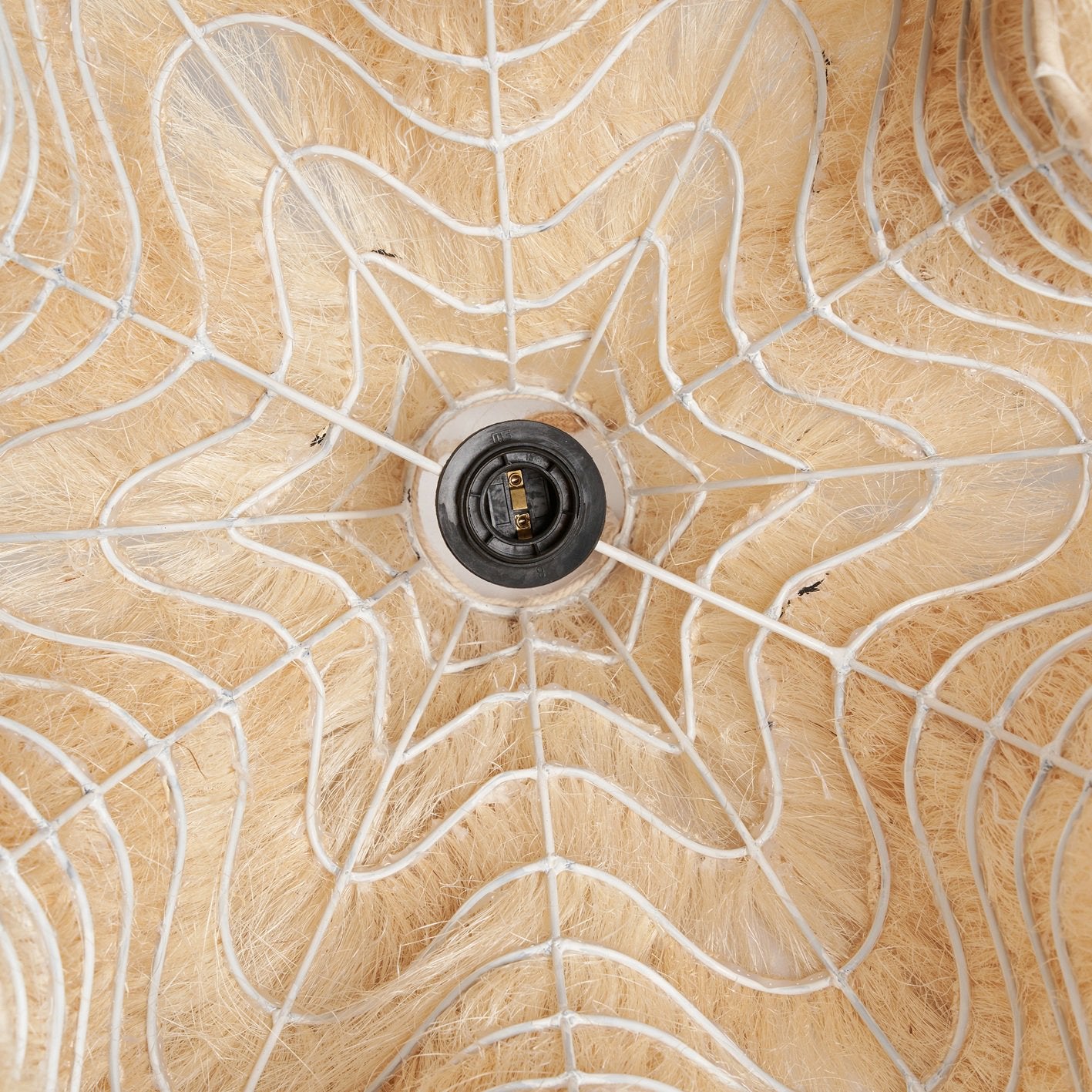 Rami pendant lamp in medium size with artisanal weave, suits cozy and elegant spaces