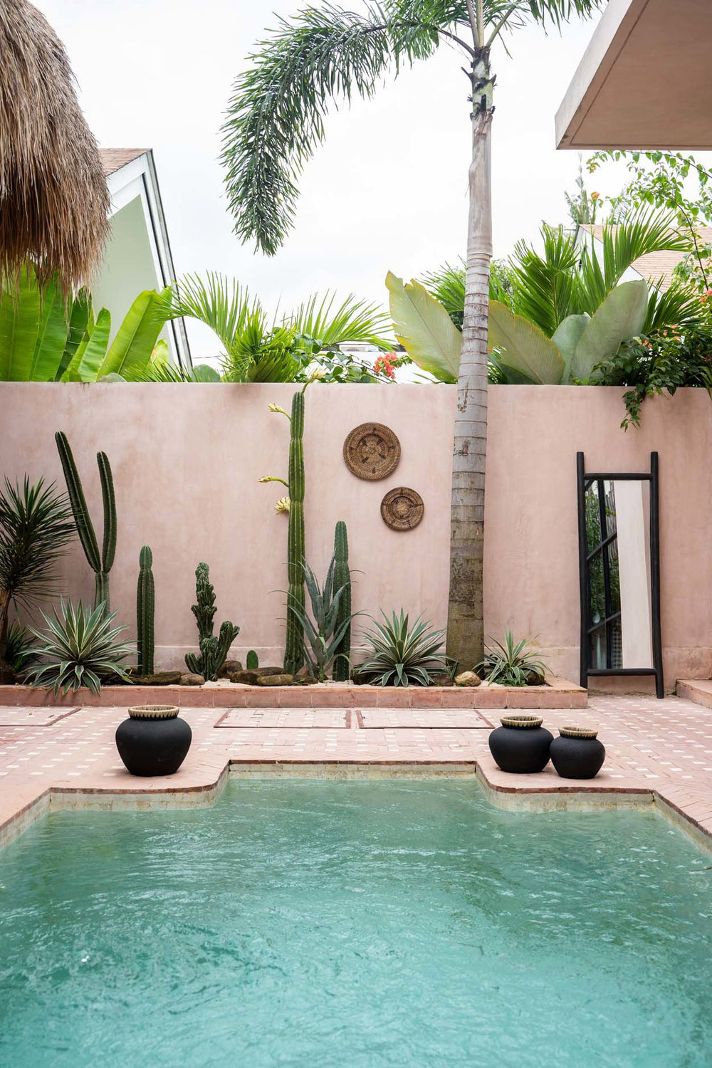 the-jasmine-plate-brown-s