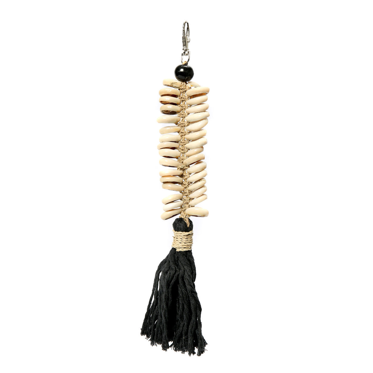 the-macrame-fishbone-keychain-black