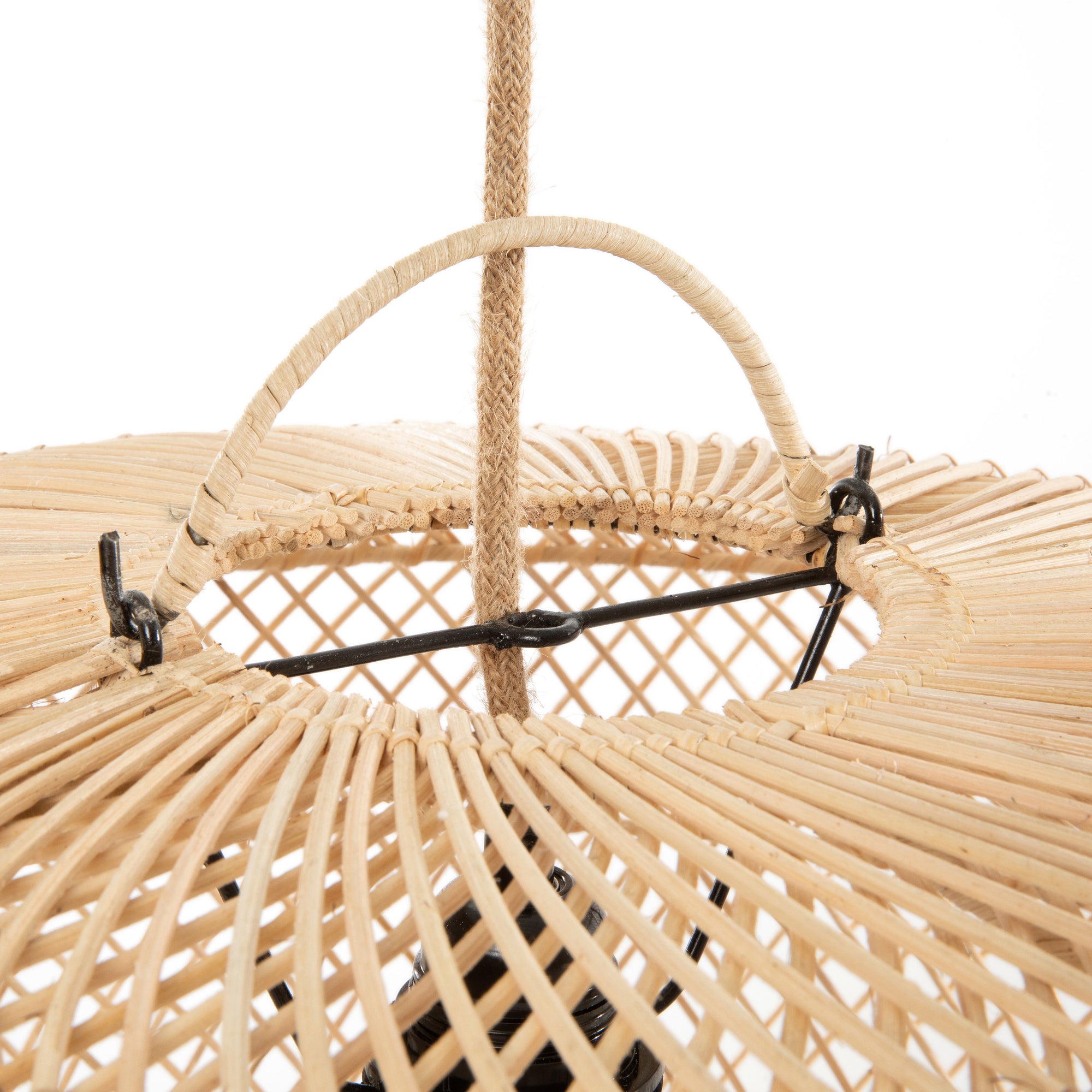 the-wholly-pendant-natural-m