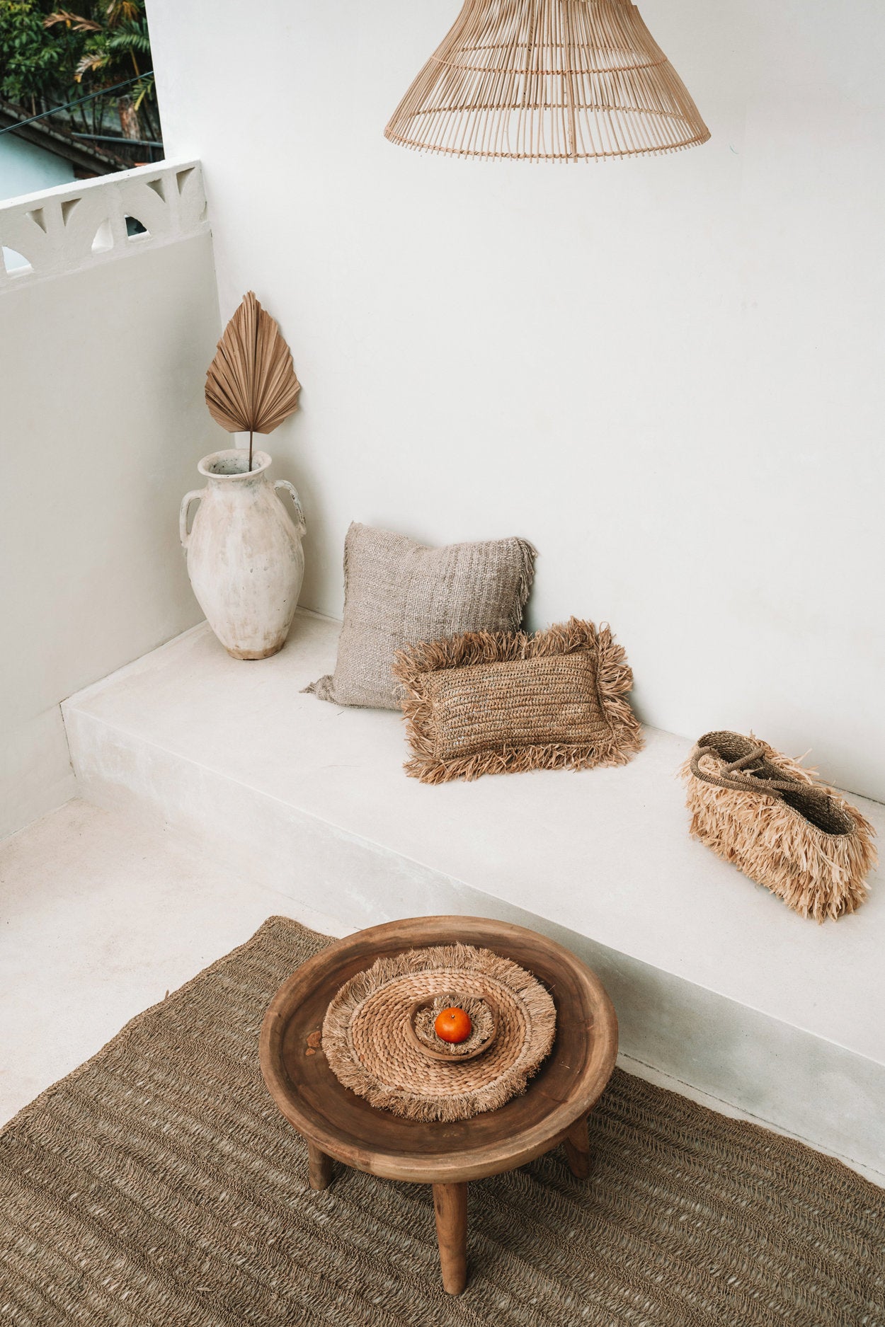 the-seagrass-raffia-placemat-natural