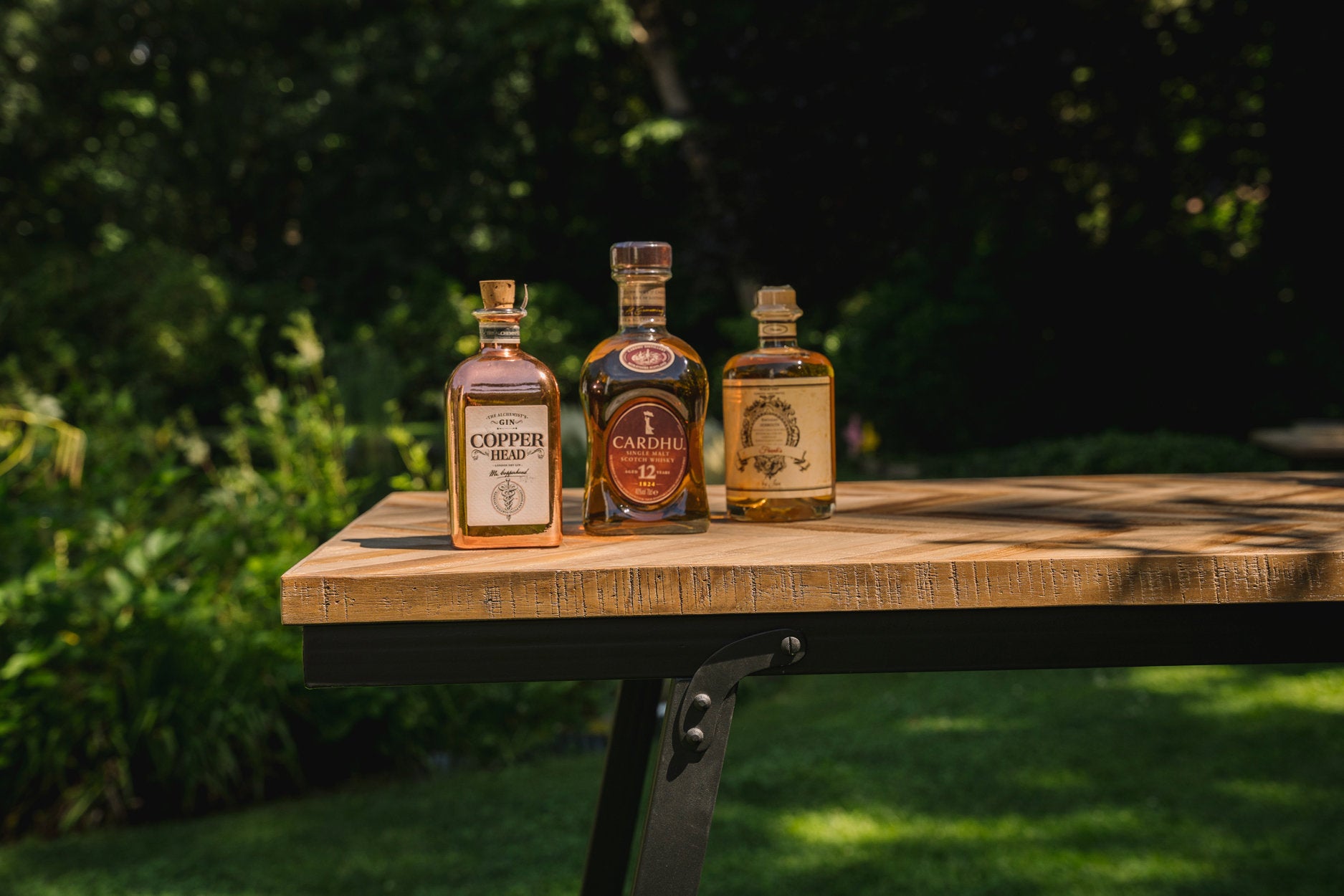 the-herringbone-console-natural