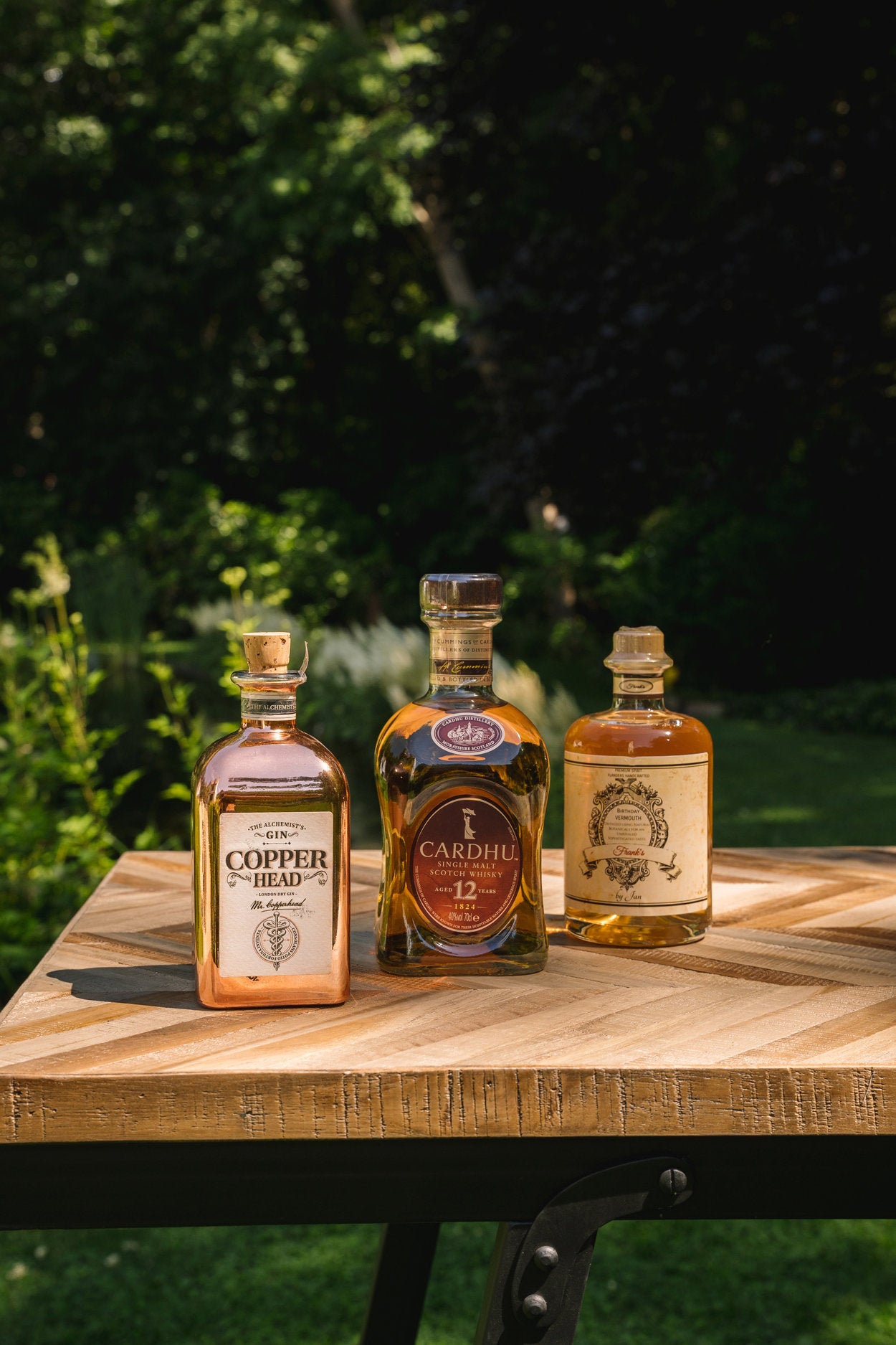 the-herringbone-console-natural