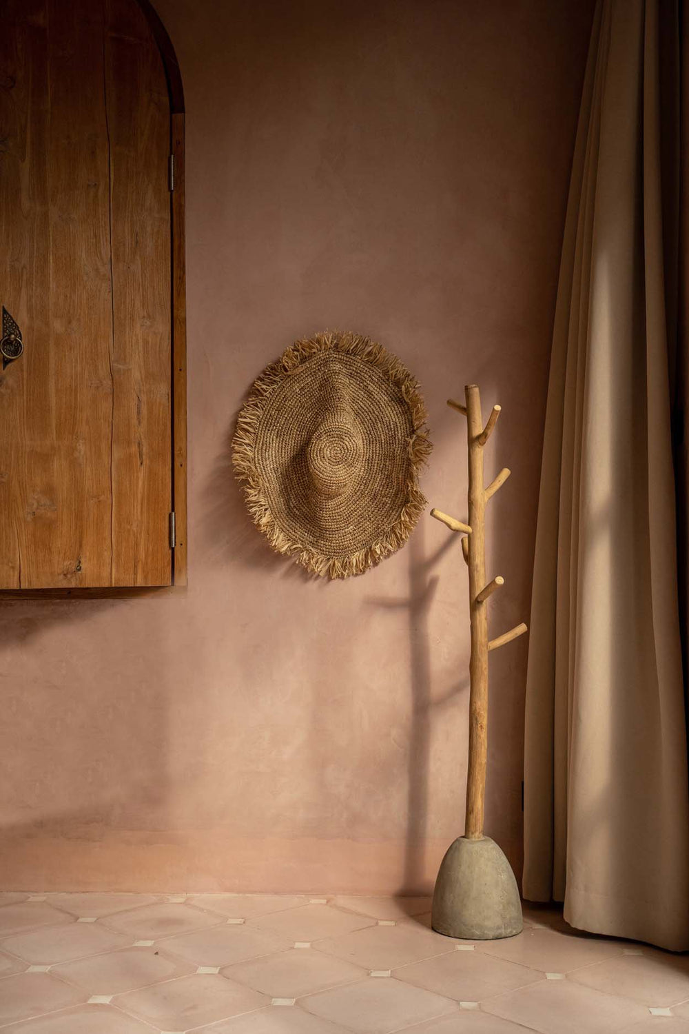 the-concrete-coat-hanger-natural