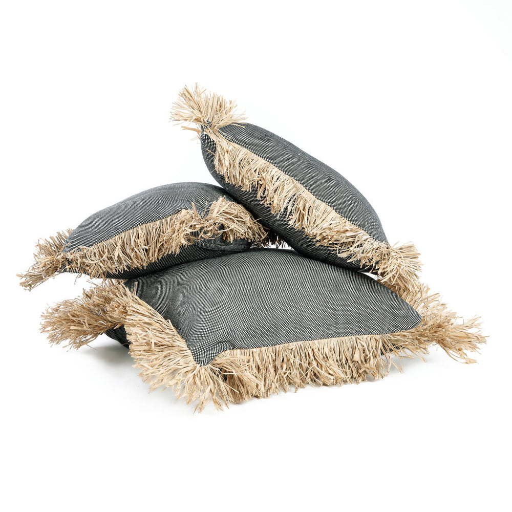 the-cotton-bonita-cushion-cover-natural-black-40x40