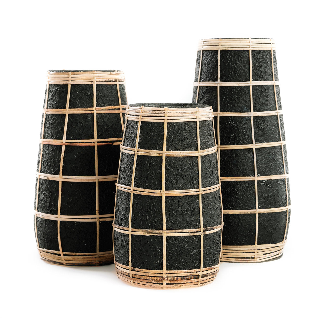 the-cutie-vase-black-natural-m