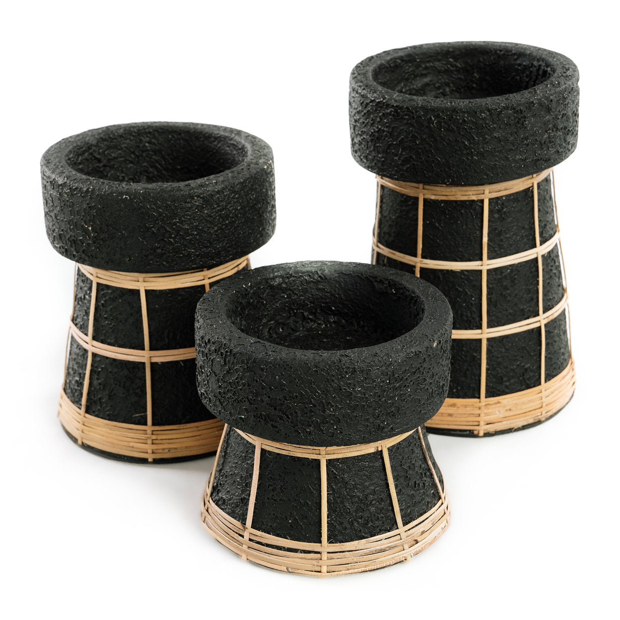 the-serene-candle-holder-black-natural-s
