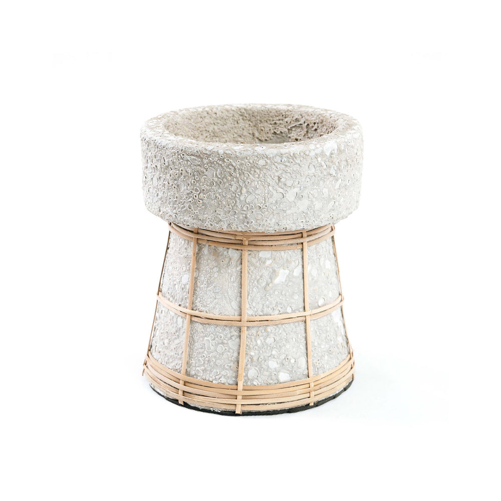 the-serene-candle-holder-concrete-natural-m