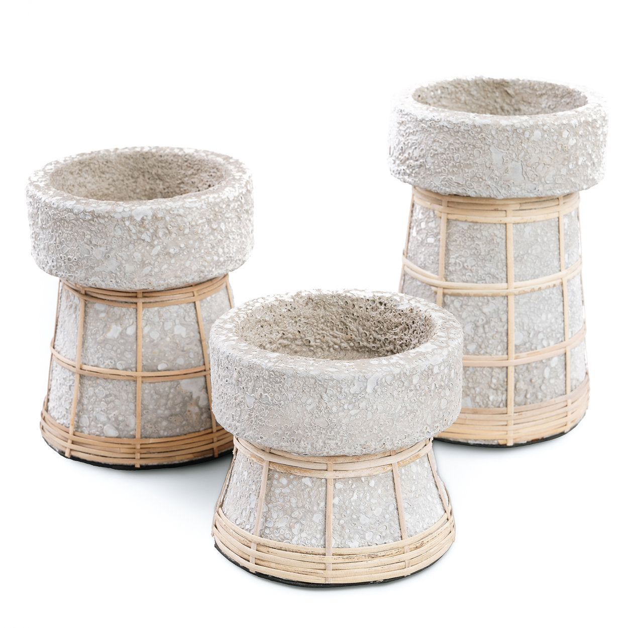 the-serene-candle-holder-concrete-natural-m