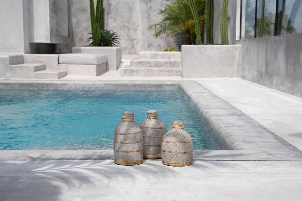 the-whoopy-vase-concrete-natural-m