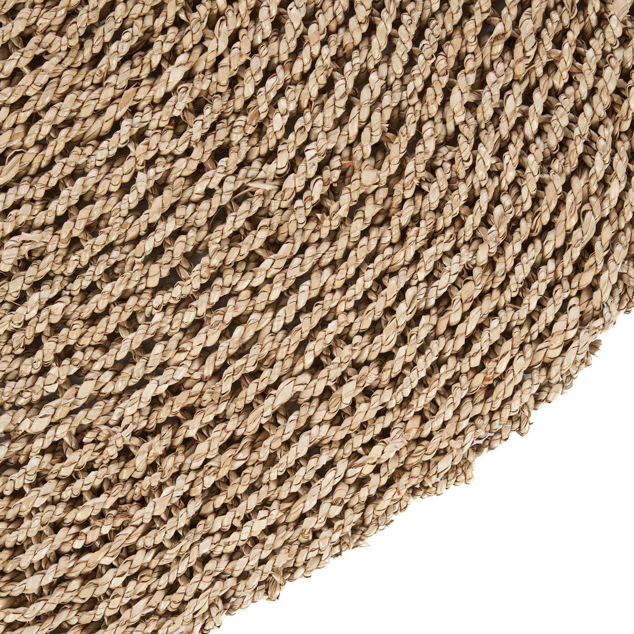 Eco-friendly sisal rug under 130 cm, designed for entryways, nooks, or reading corners.
