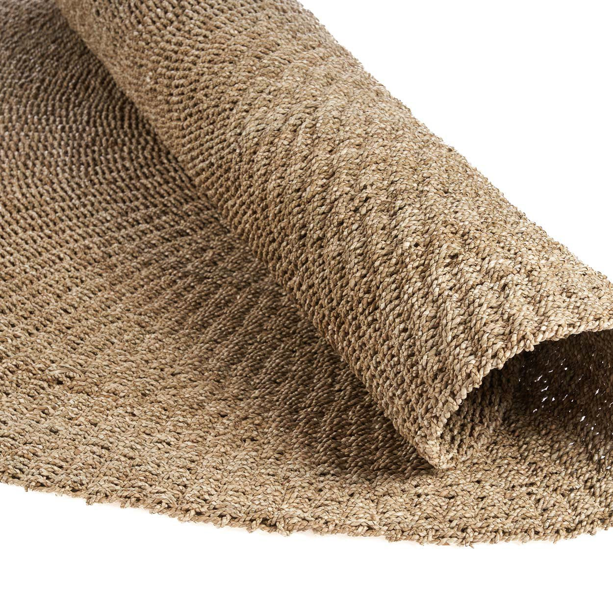 Handwoven 200cm rug for living room made from eco-friendly natural fibers