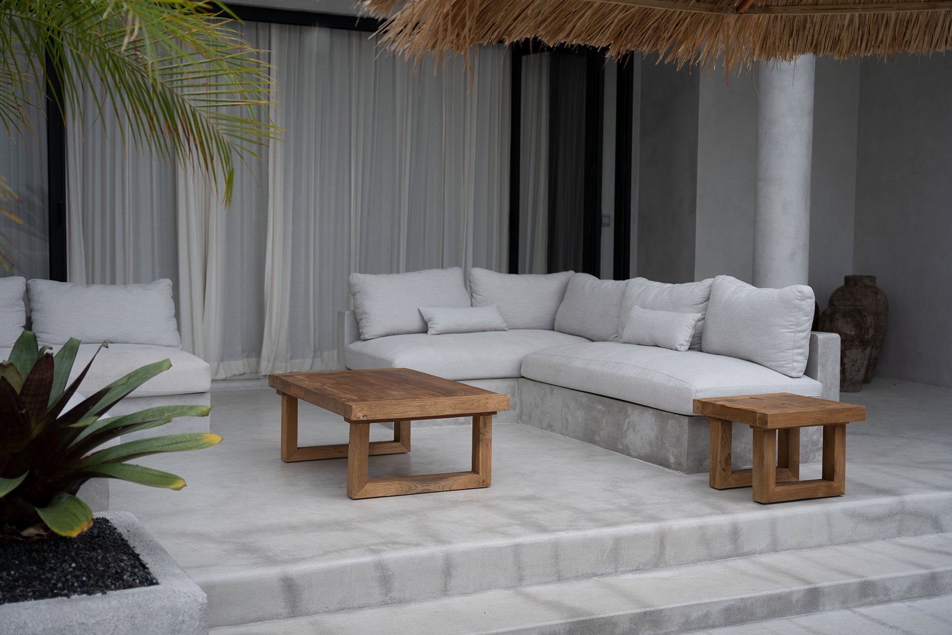 the-reclaimed-teak-coffee-table-natural