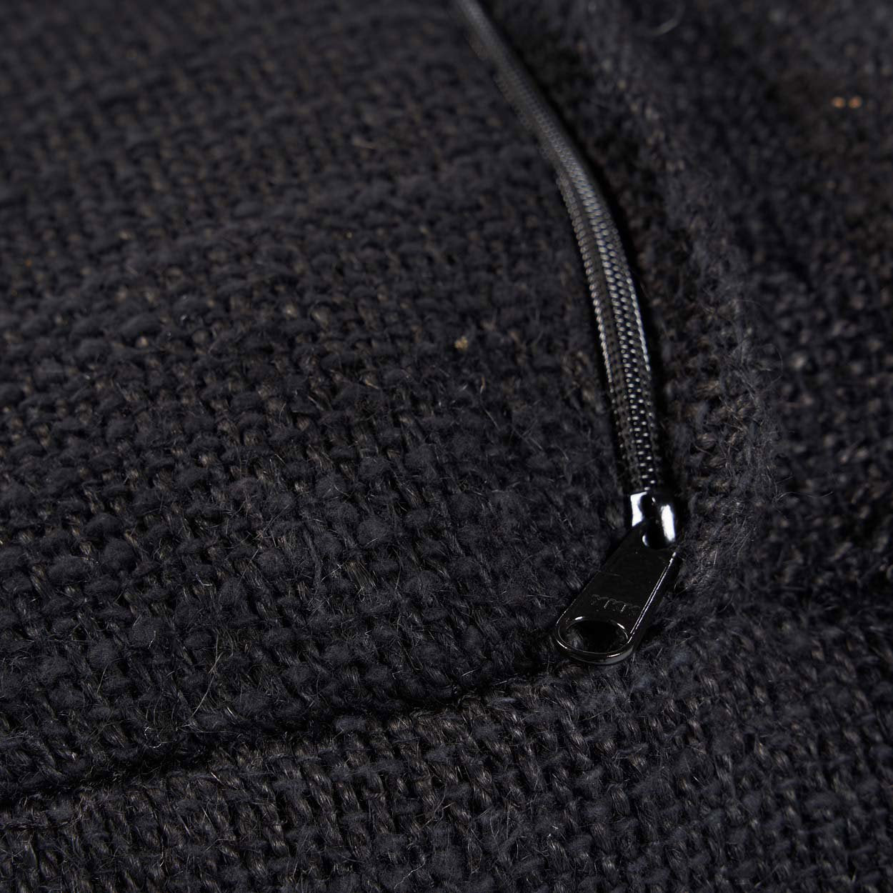 the-comfy-pouffe-black