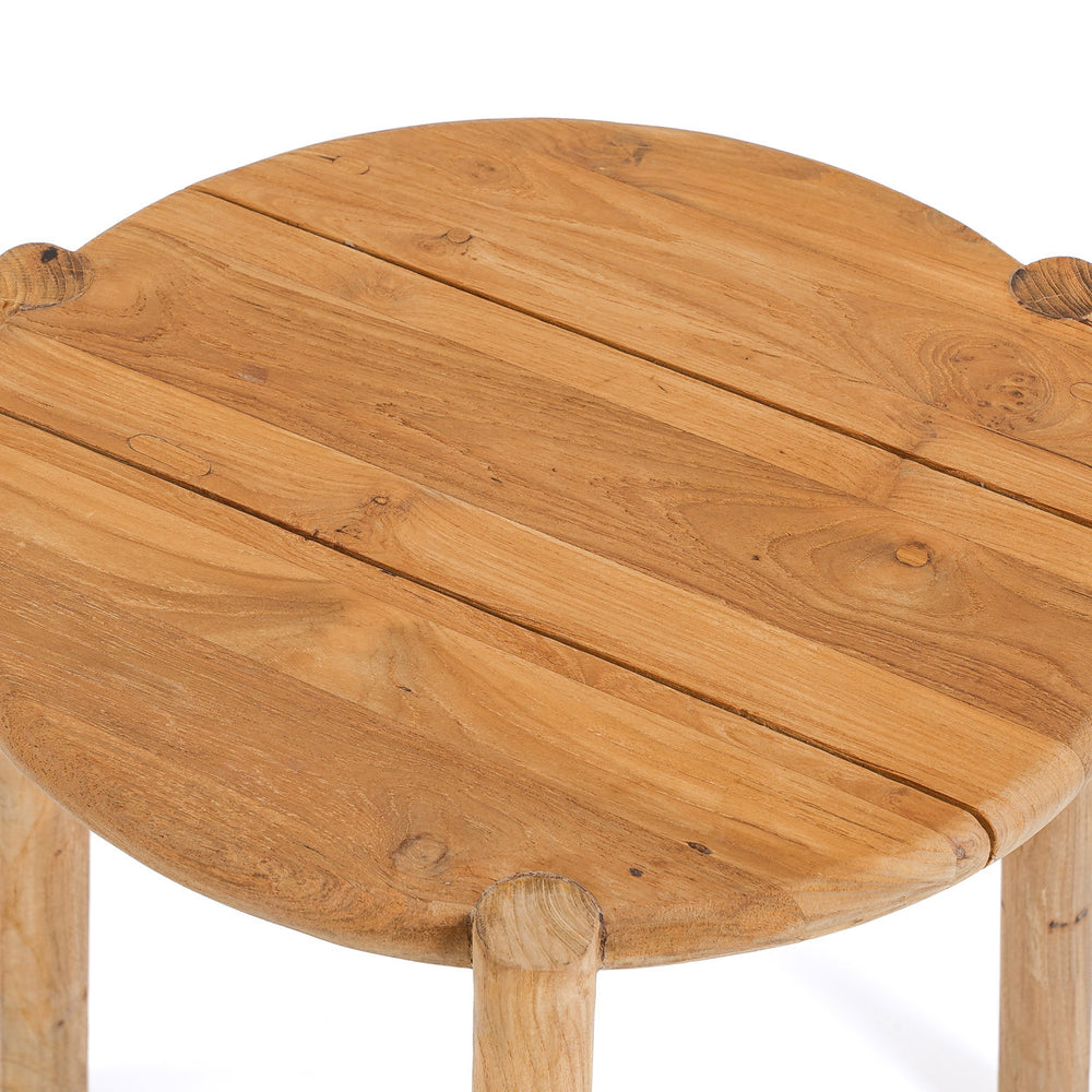 the-gilimanuk-side-table-outdoor