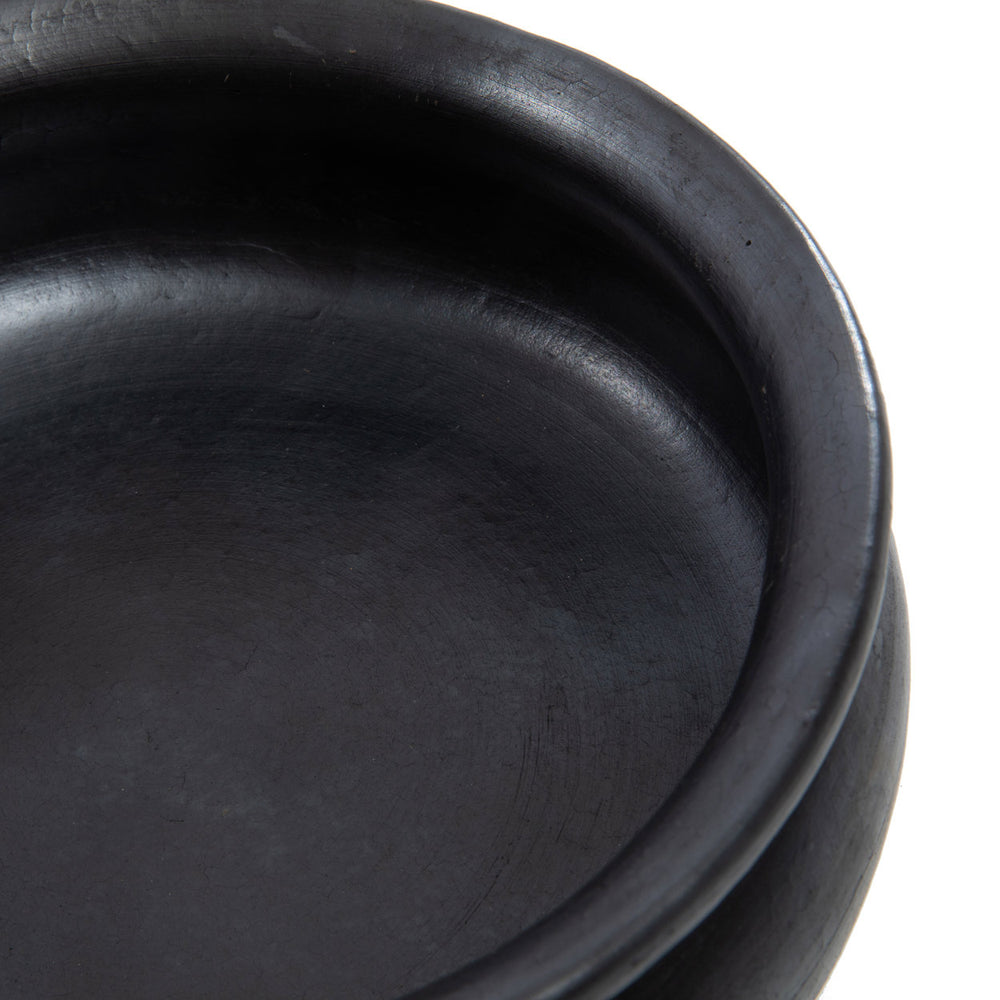 the-burned-curry-pot-black