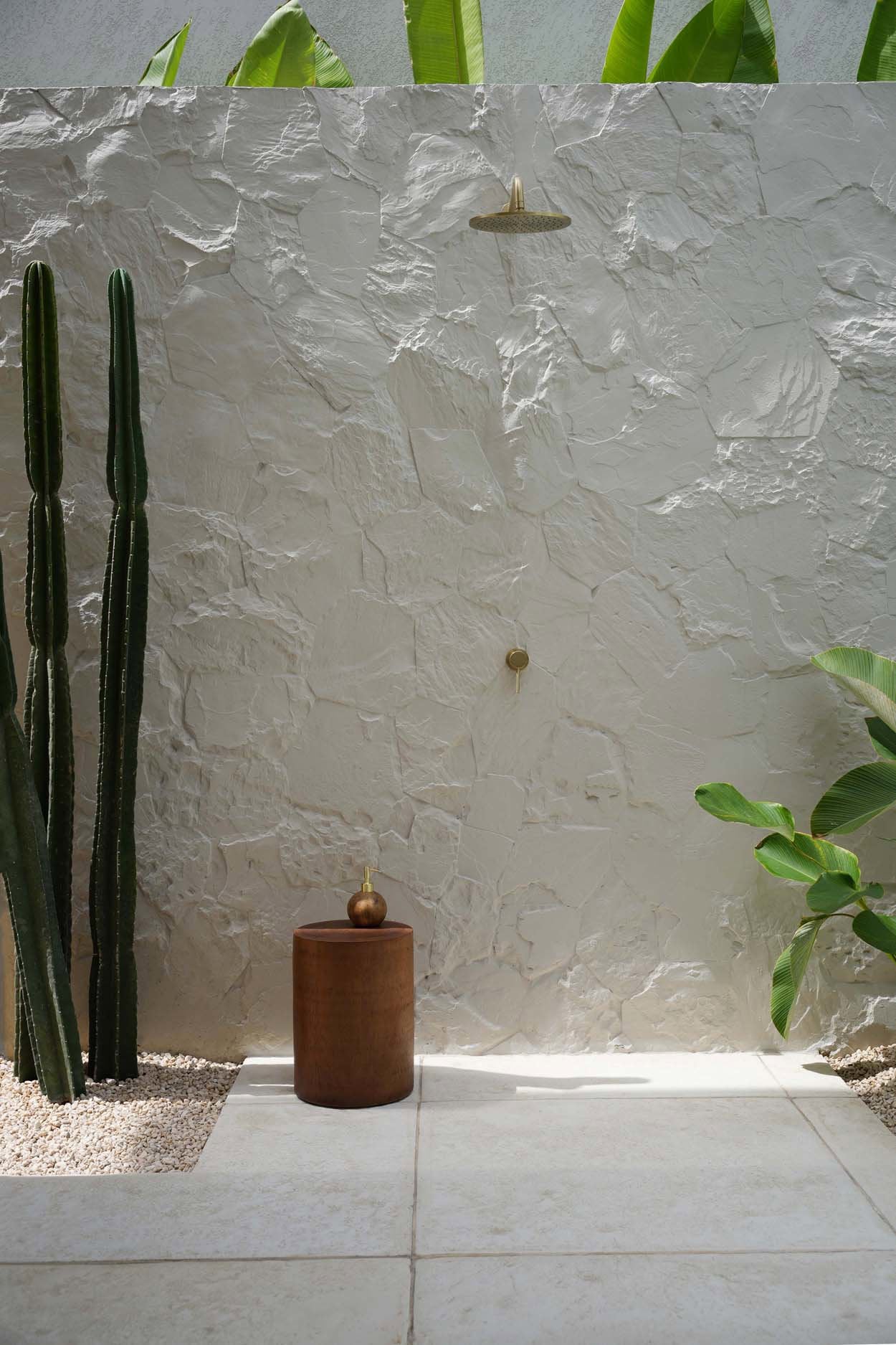 the-tribe-stool-natural