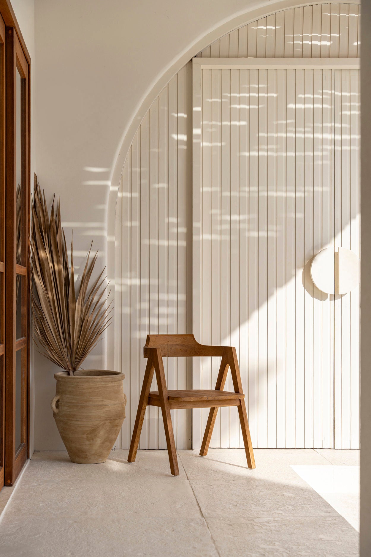 the-nihi-sumba-dining-chair-outdoor
