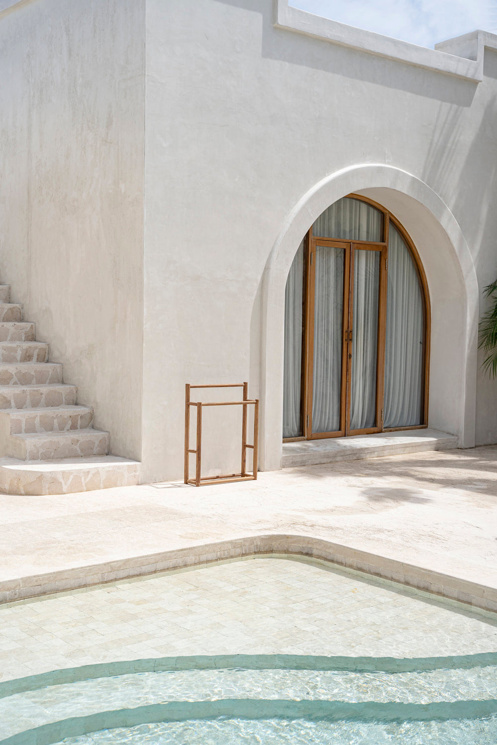 the-rustic-towel-hanger