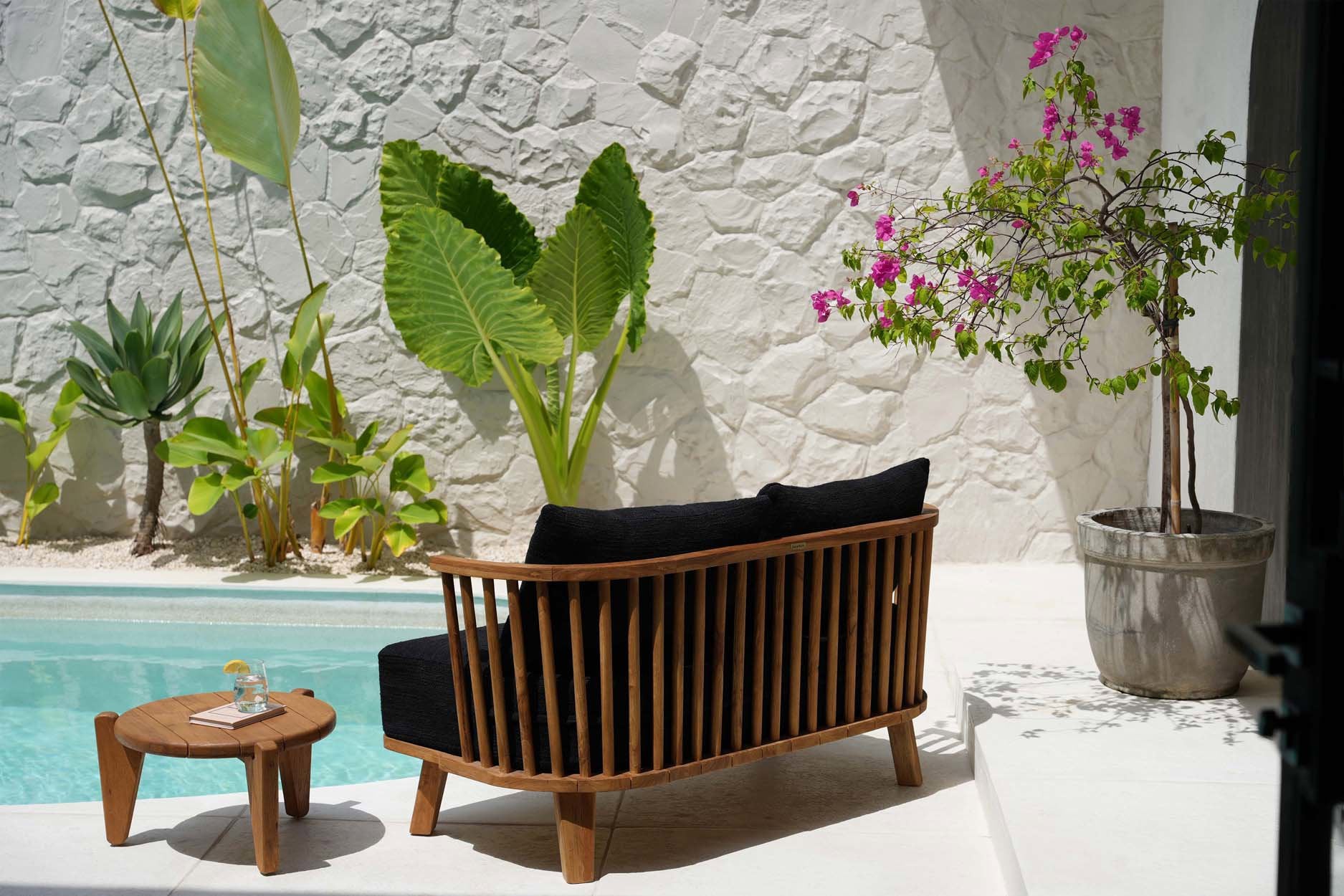 the-malawi-two-seater-natural-black