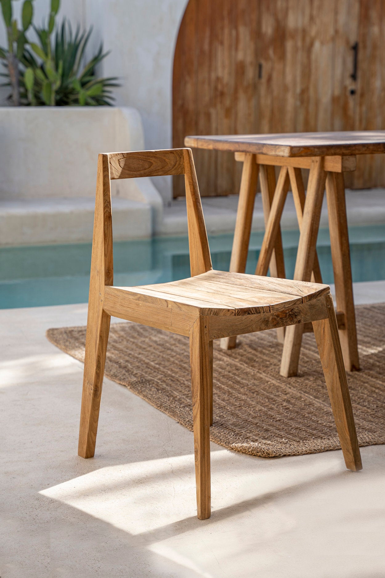 the-paxi-dining-chair-natural-outdoor