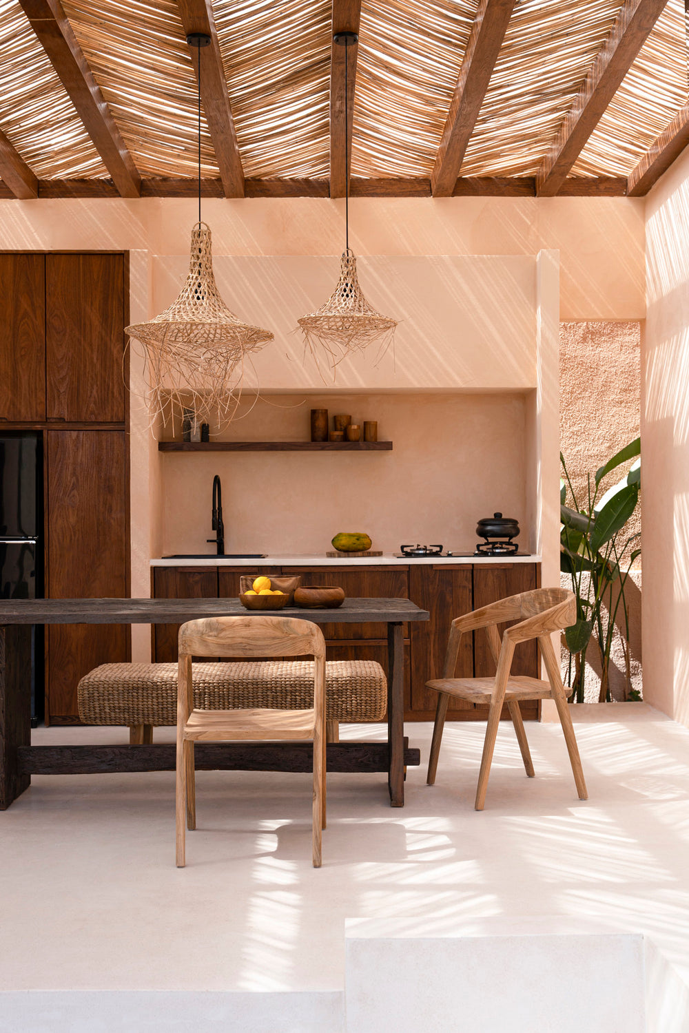 the-teluk-dining-chair