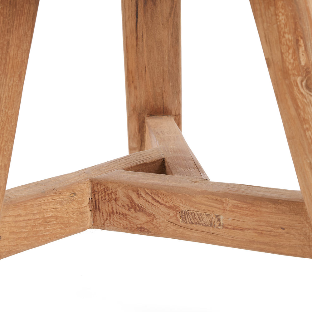 the-noguchi-stool
