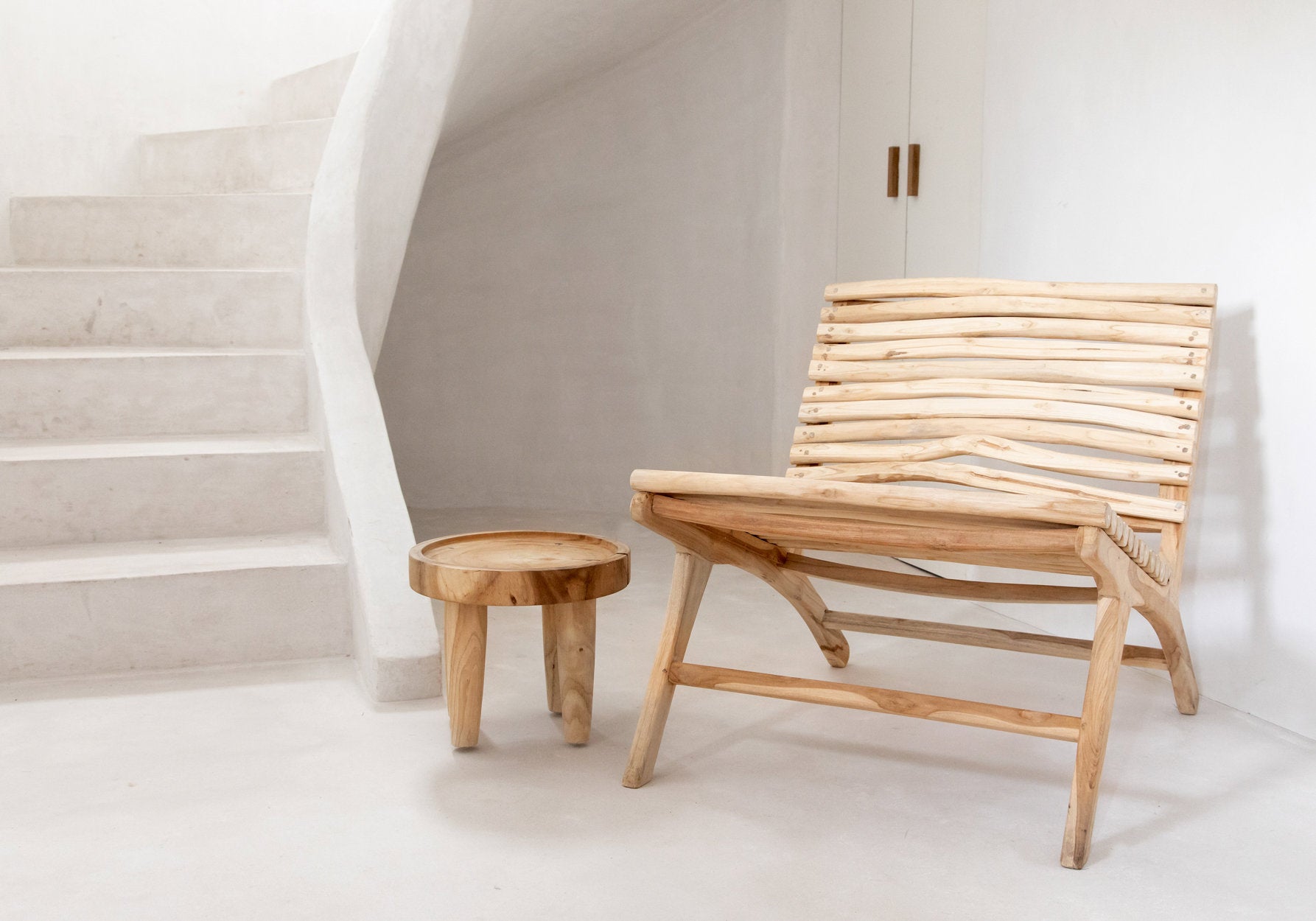 the-samanea-side-table-natural
