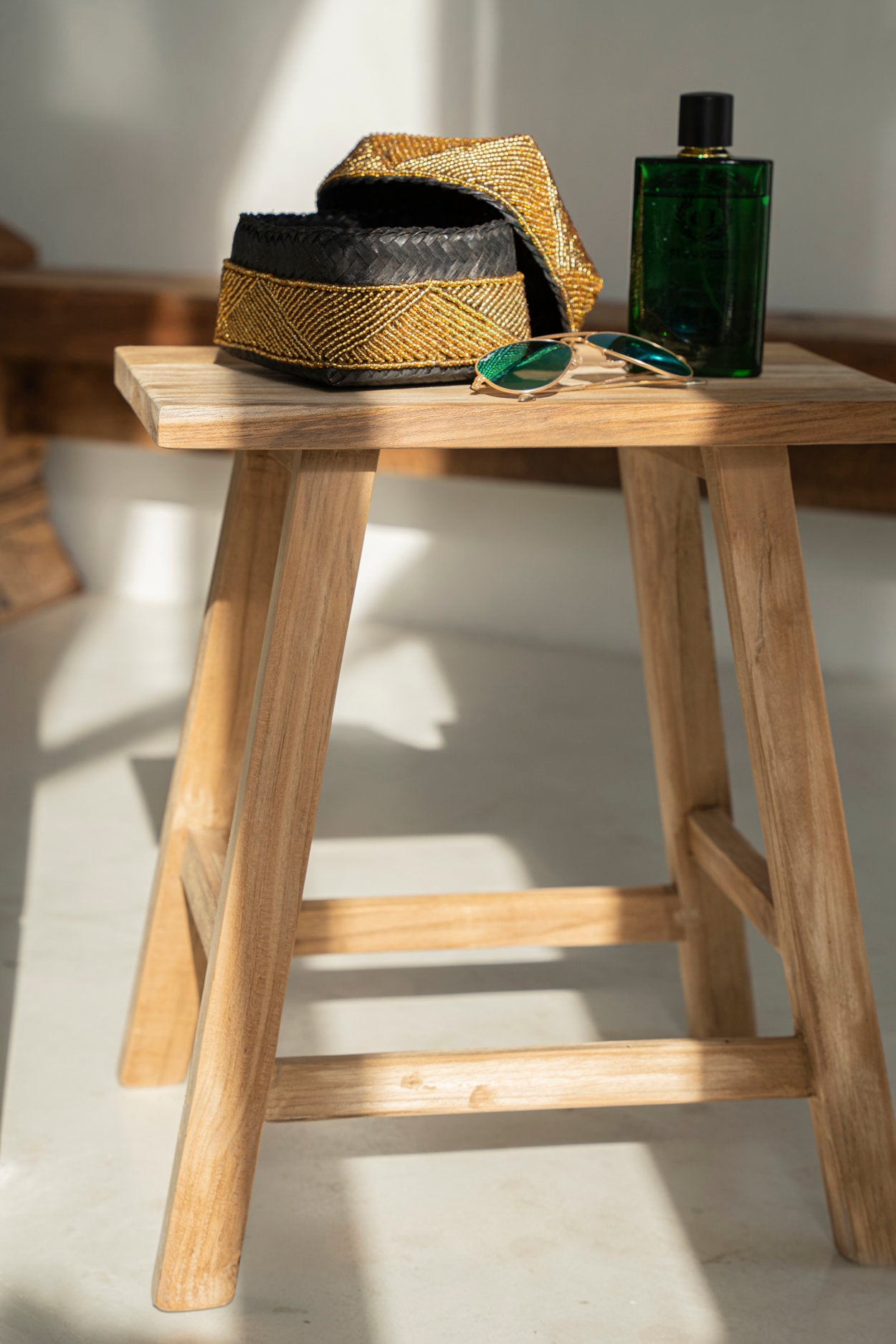 the-oriki-stool-natural