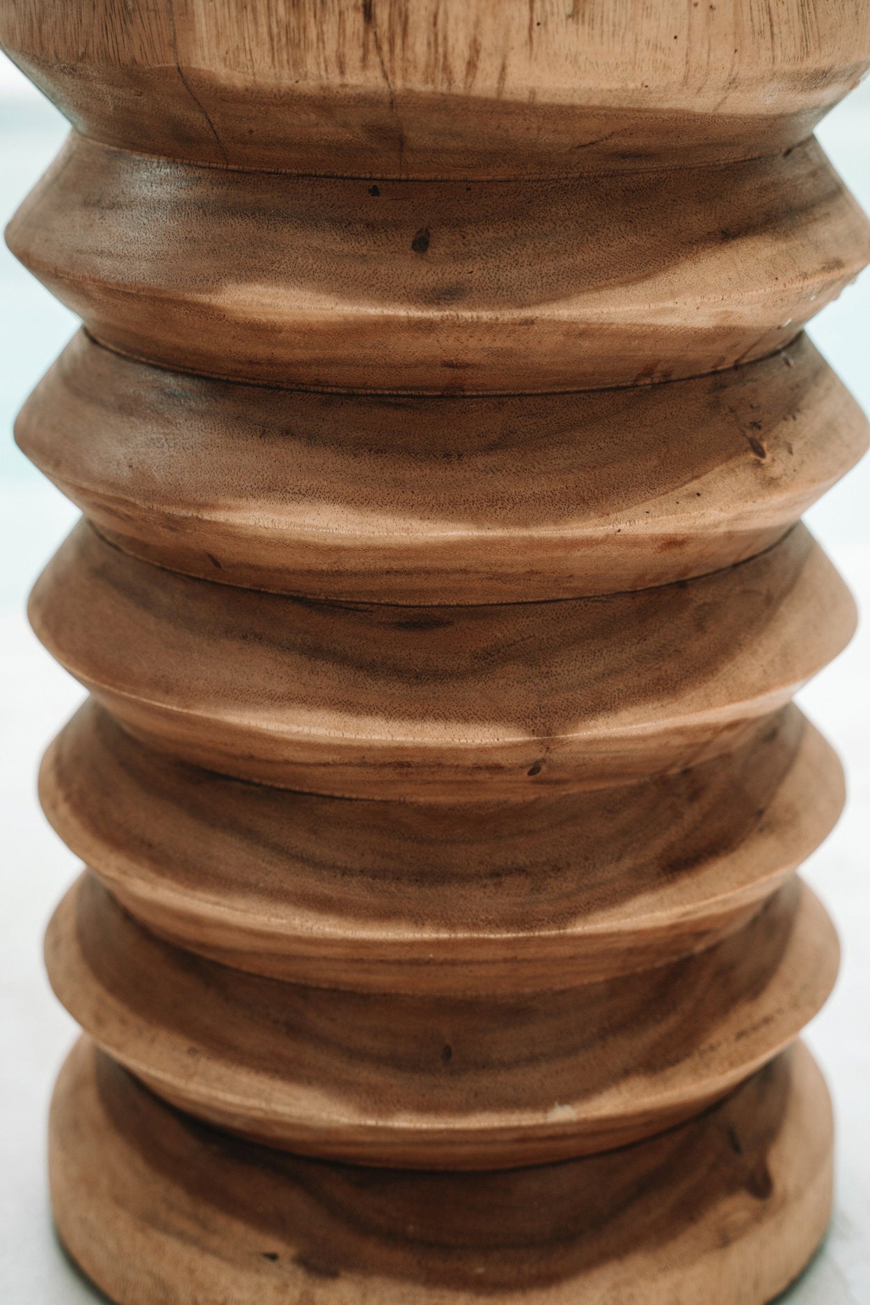 the-galapagos-stool-natural