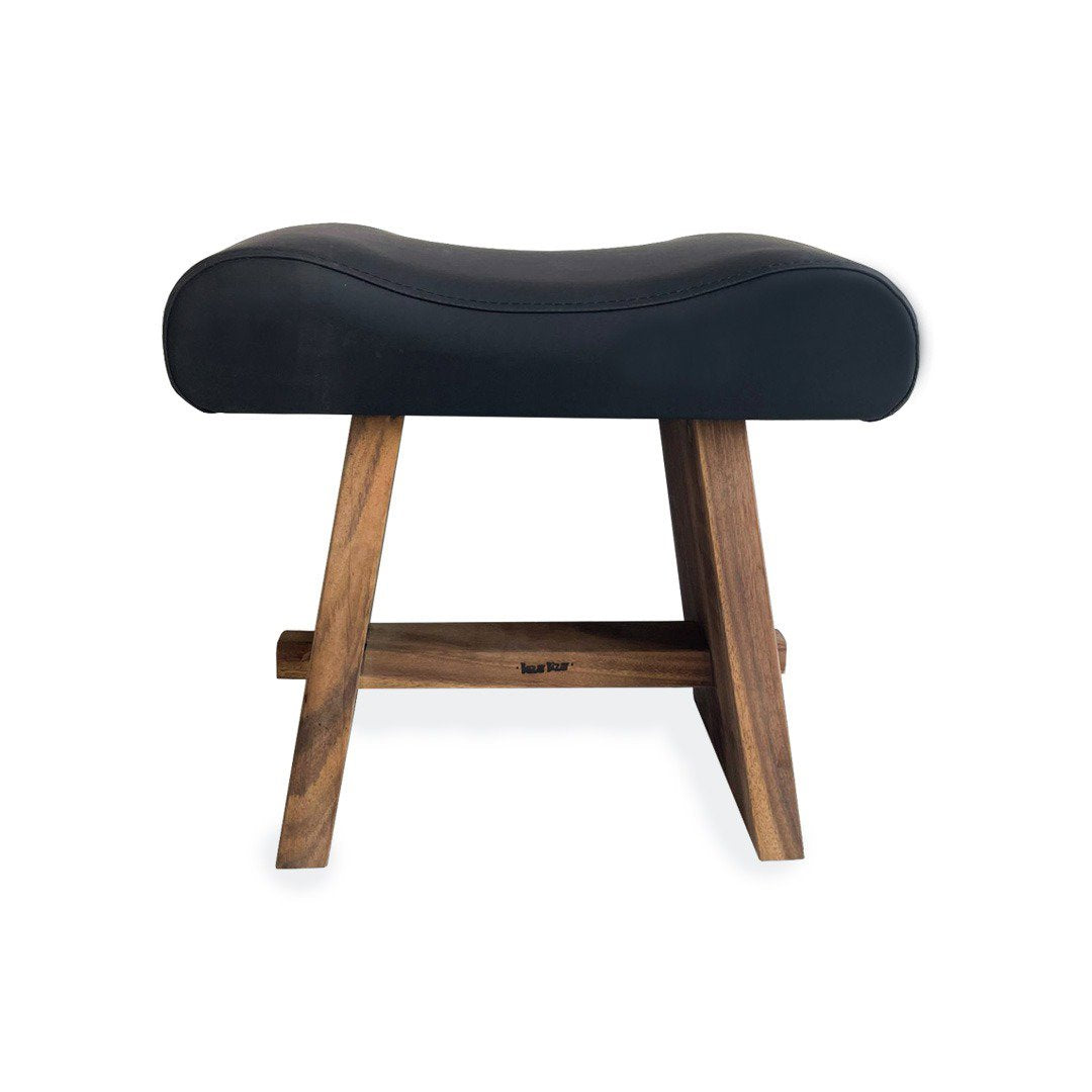 the-suar-stool-with-leather-natural-black