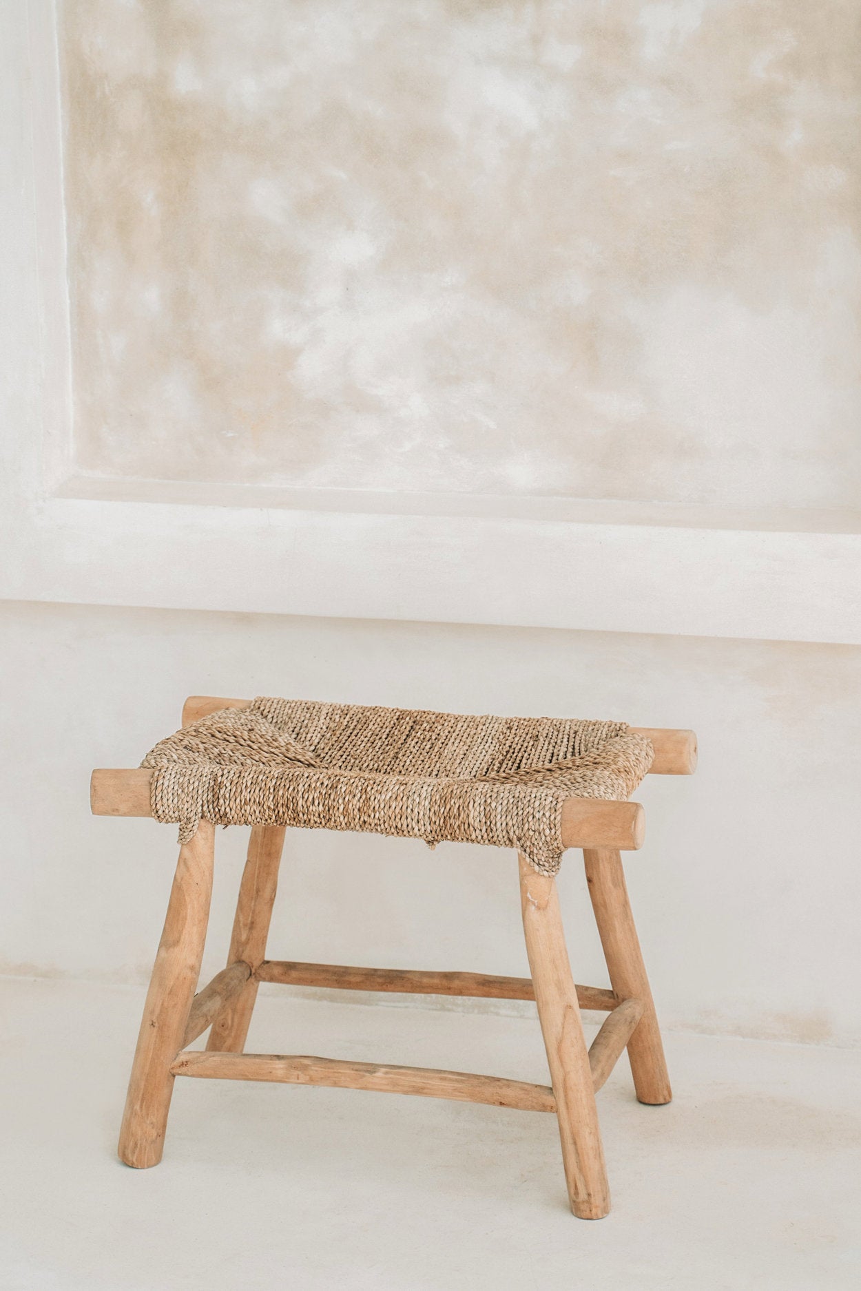 the-porto-seagrass-stool-natural-m