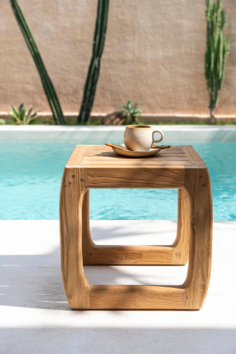 the-symi-stool-outdoor