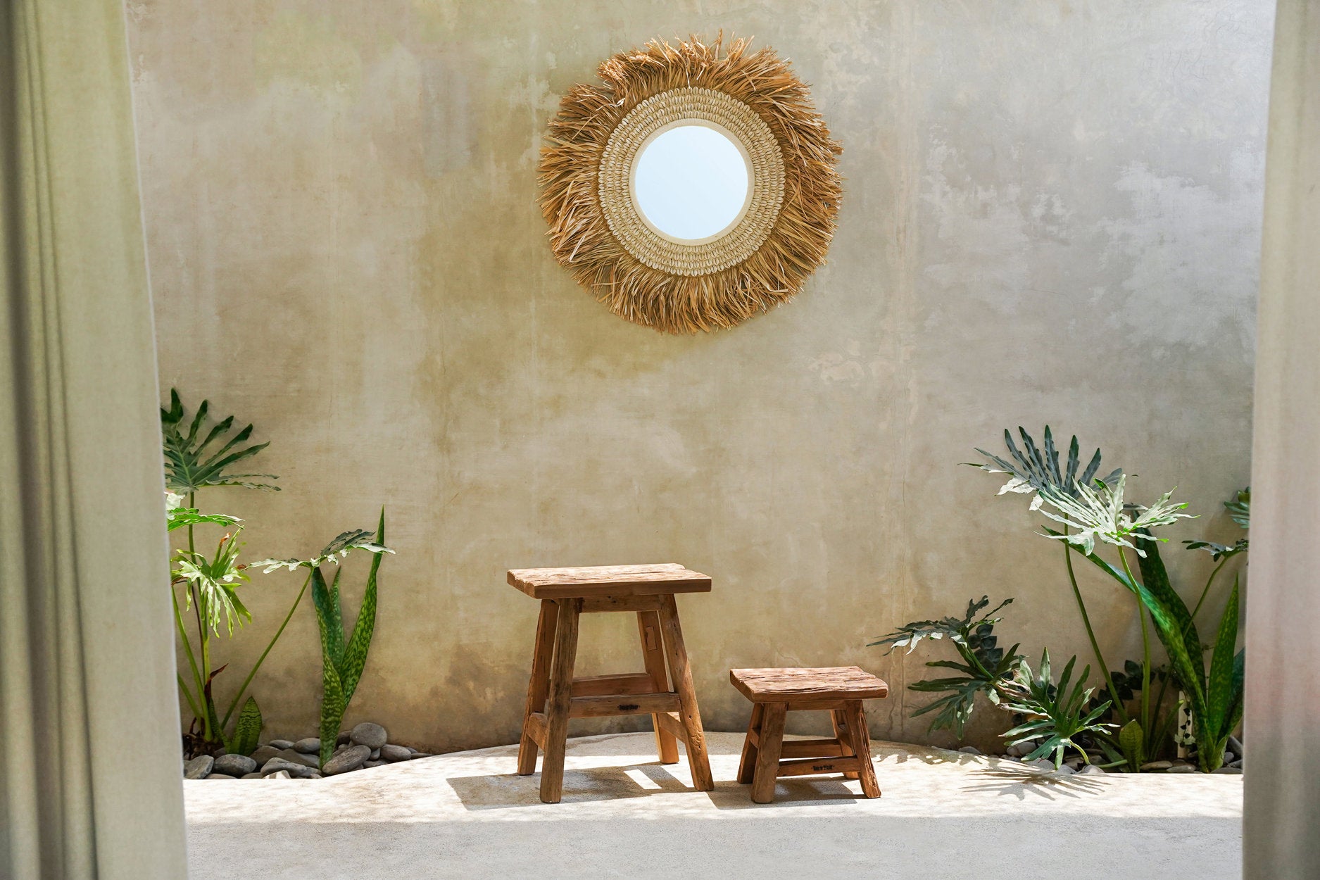 the-yoke-stool-natural-s