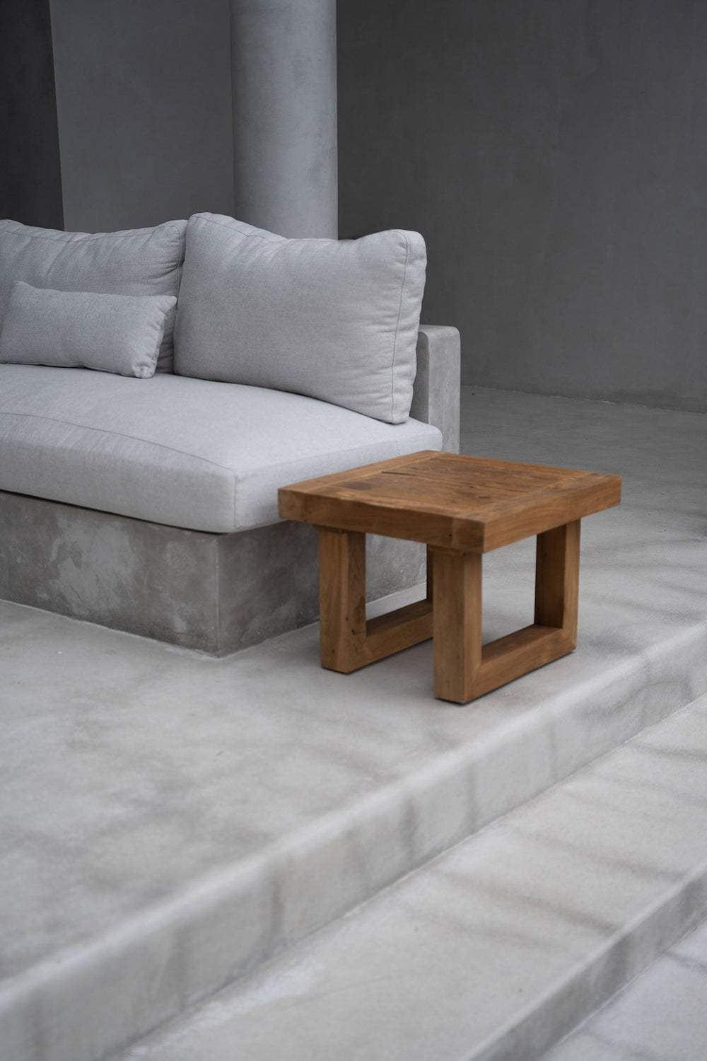 the-reclaimed-teak-side-table-natural