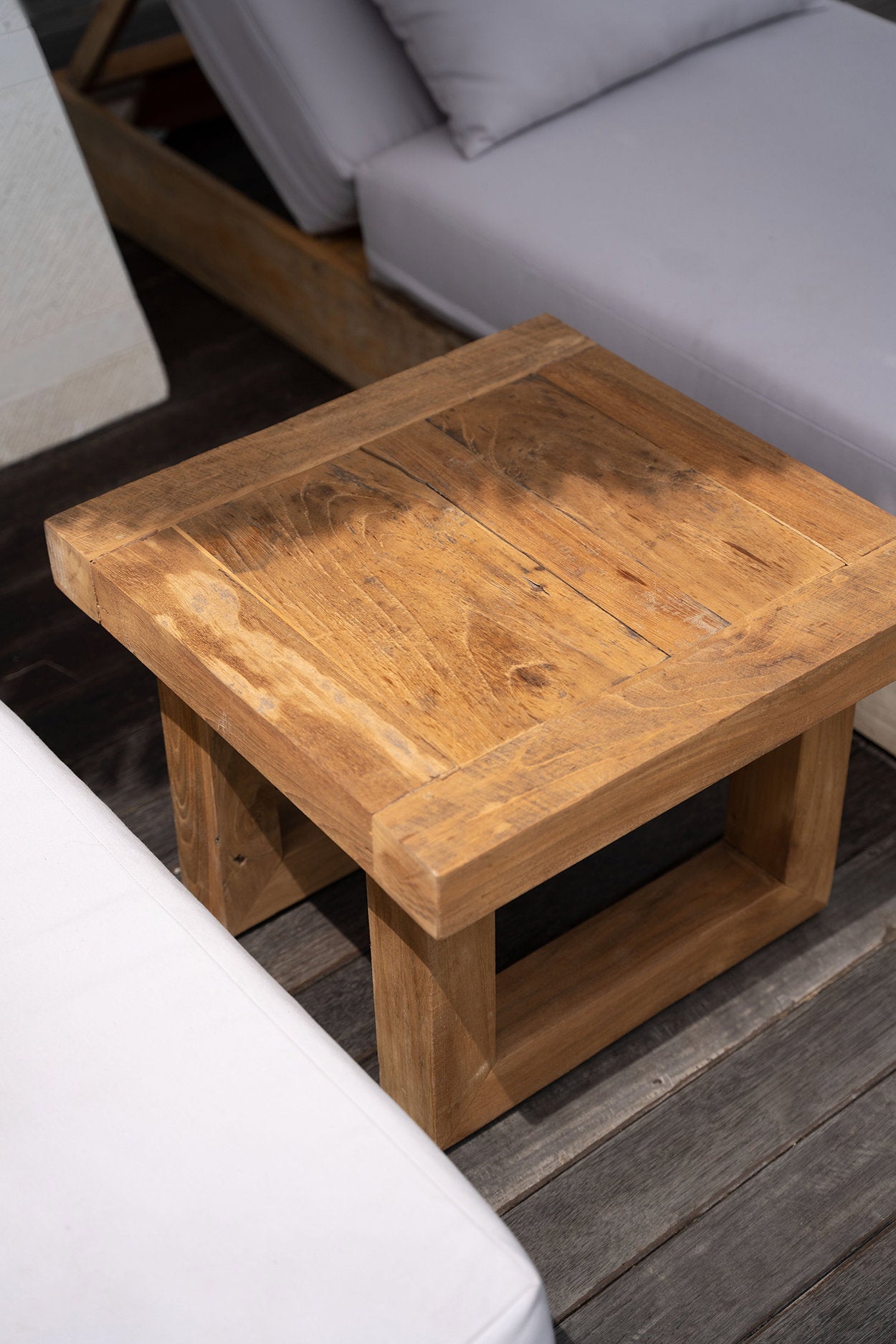 the-reclaimed-teak-side-table-natural
