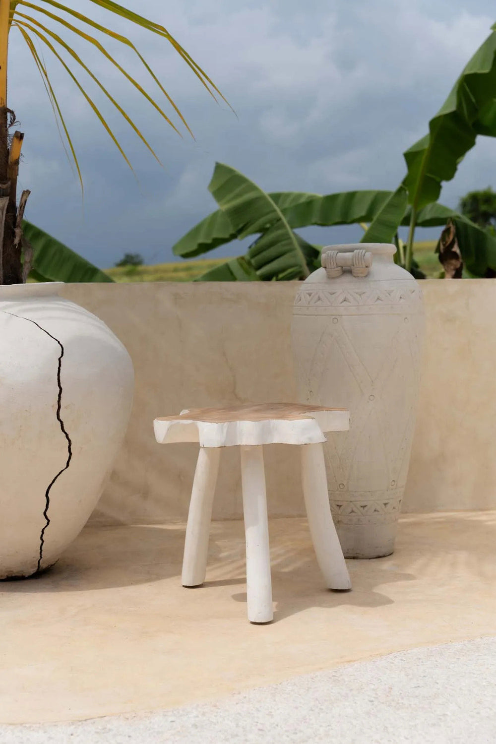the-organic-side-table-natural-white