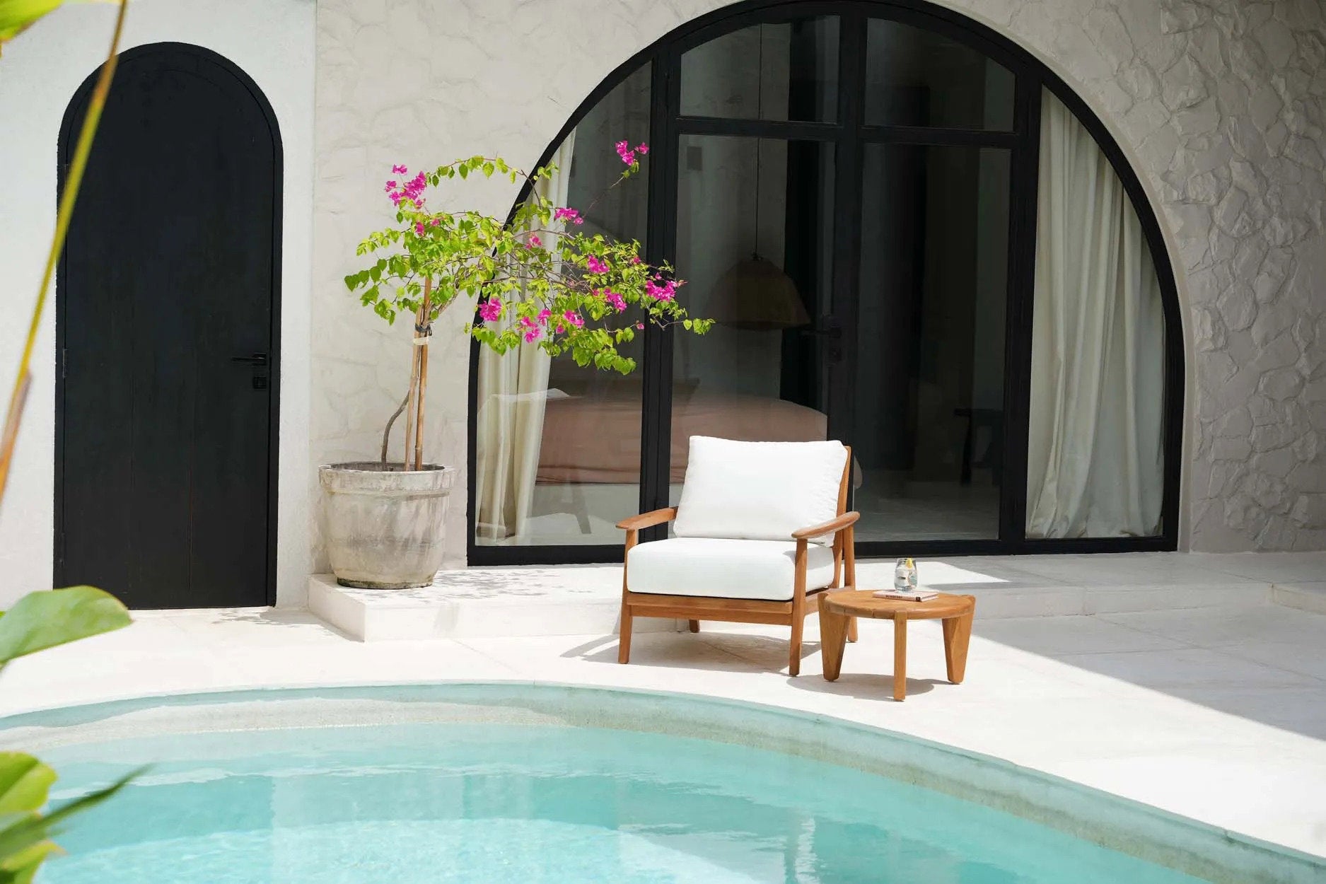 the-gilimanuk-one-seater-sofa-outdoor