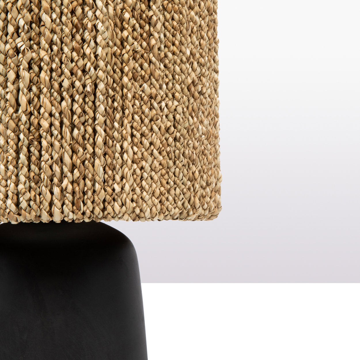 the-chalki-table-lamp-black-natural