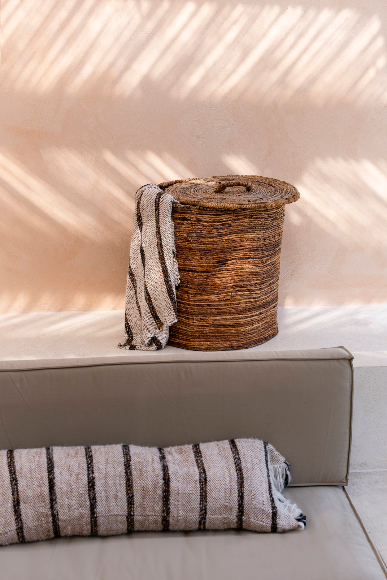 the-chingon-banana-baskets-natural-m