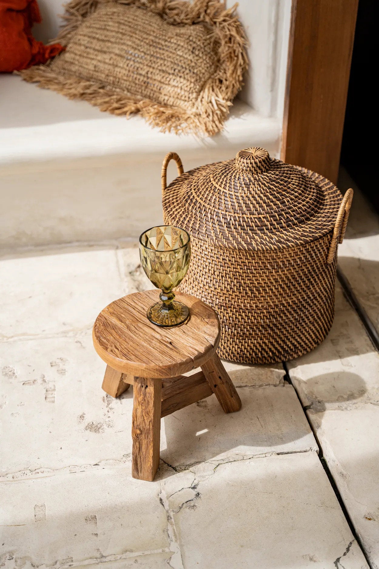 the-colonial-handles-basket-natural-brown