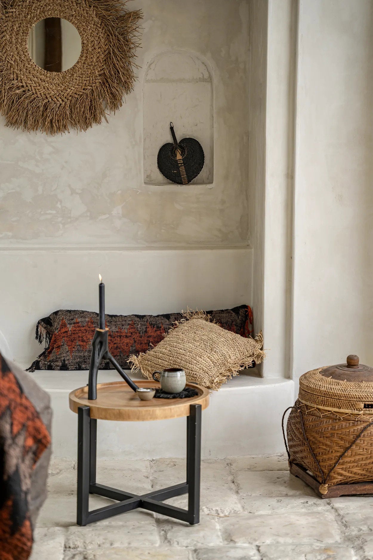 the-oh-my-gee-cushion-cover-black-orange-35x100