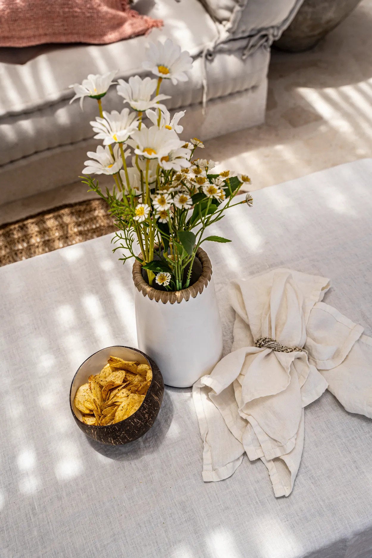 the-coco-food-bowl-natural-white