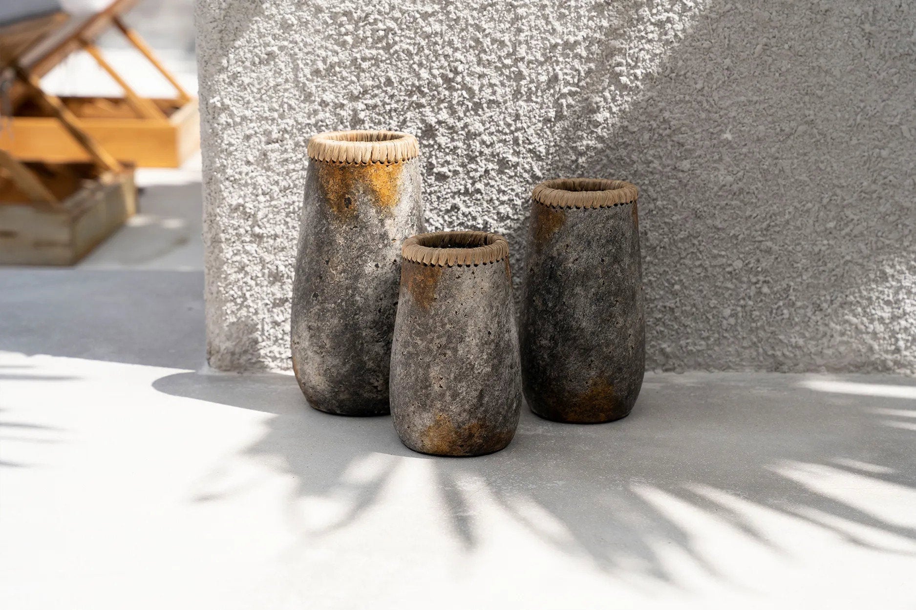 the-sneaky-vase-antique-grey-l