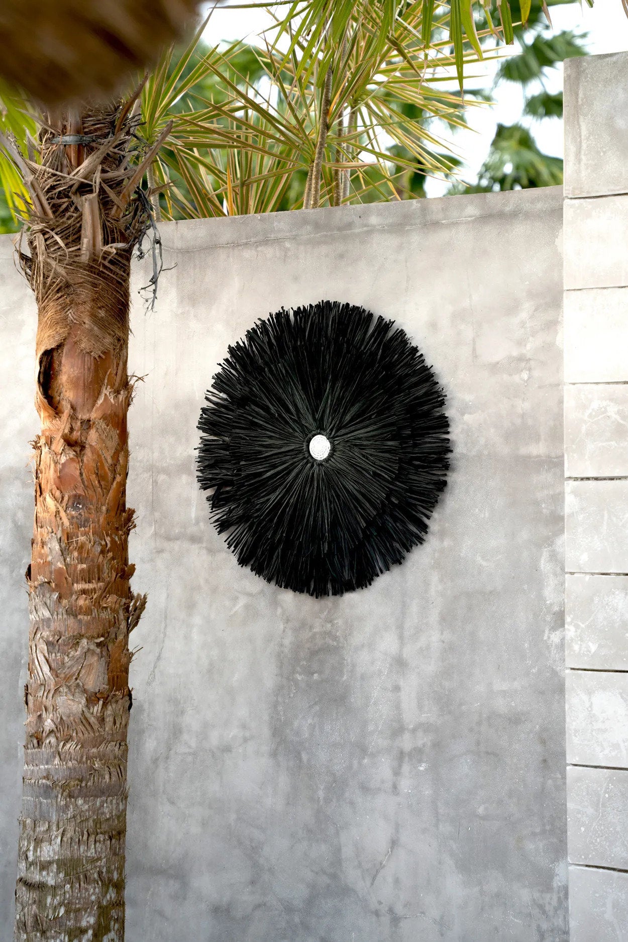 the-raffia-juju-black