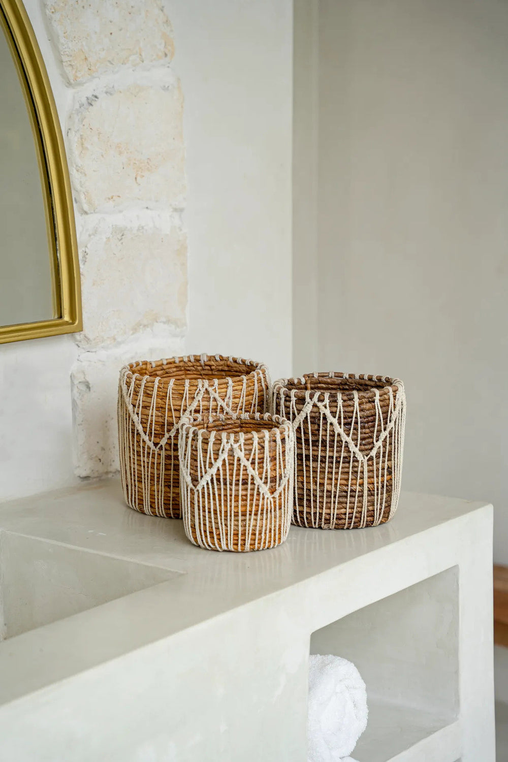 the-macra-mazing-basket-natural-white-l