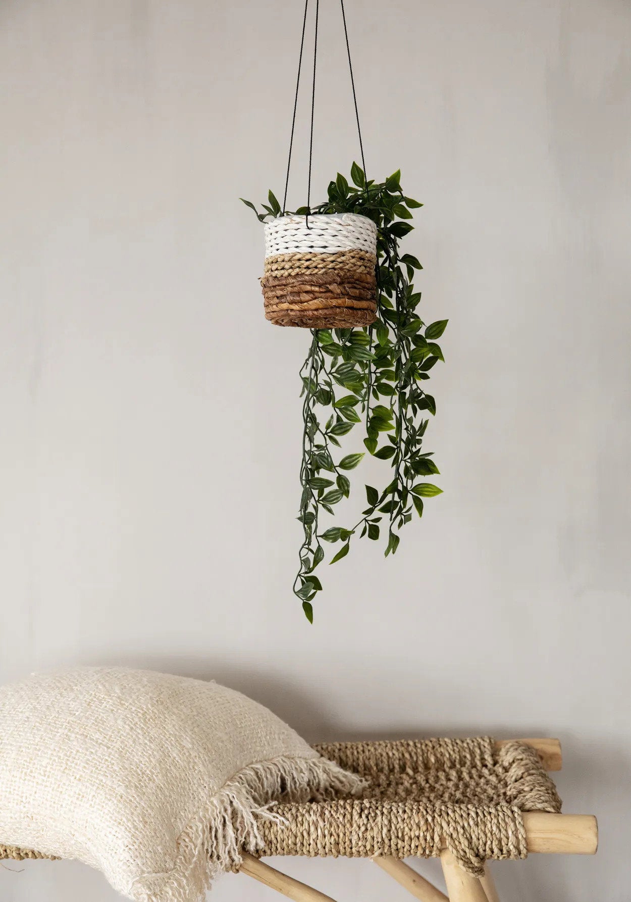 the-banana-plant-hanger-natural-white-s
