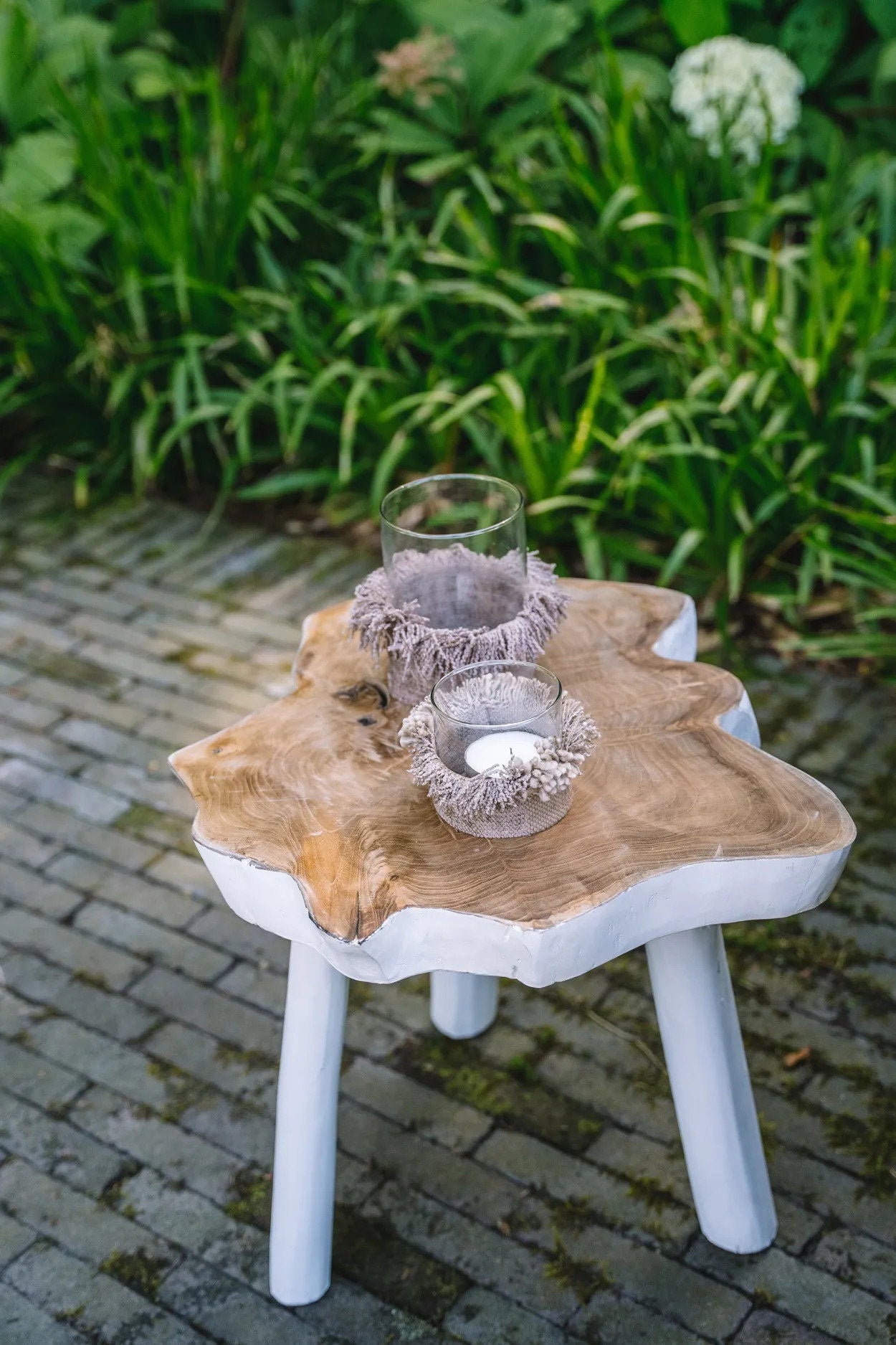 the-oh-my-gee-candle-holder-concrete-m