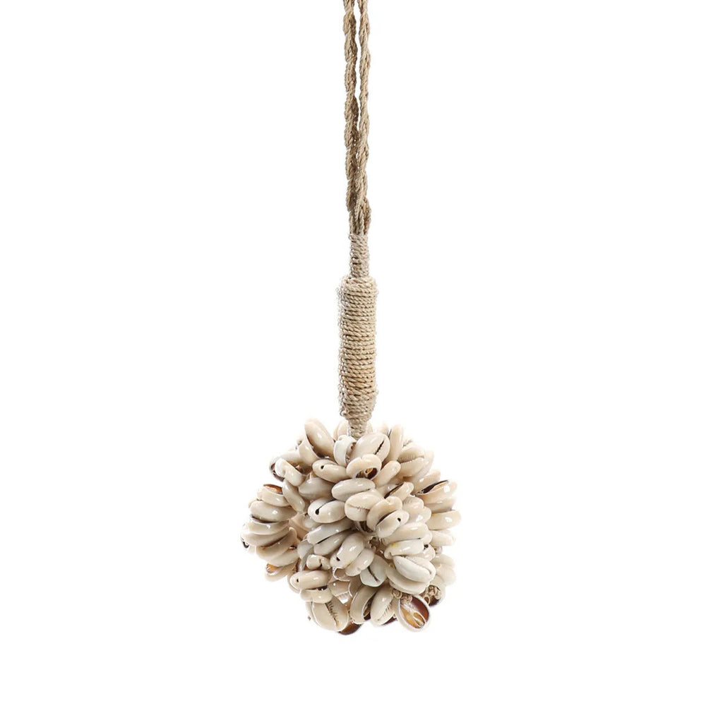 the-door-shell-cowrie-tassel-natural